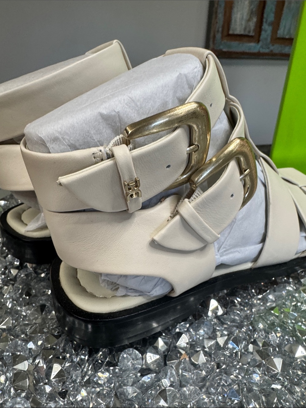 Sam Edelman Ivory Leather Strappy Buckle Sandal NeW 6.5 - Picture 10 of 13